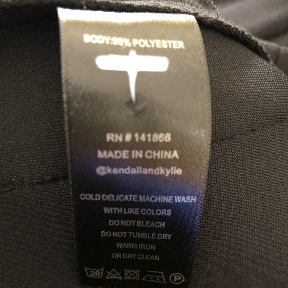 Kendall + Kylie Safari Mini Black Front Tie Dress - Picture 5 of 7